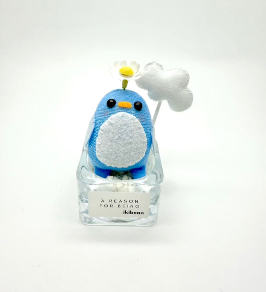 ikibean desk friend kit Penguin Pipi